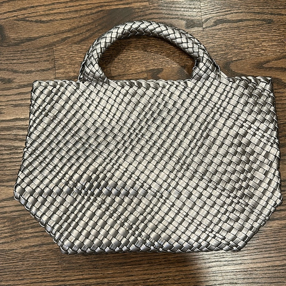 Metallic woven bag